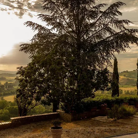 Percenna Farm stay *